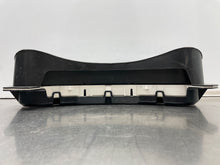 Load image into Gallery viewer, SPEEDOMETER CLUSTER Silverado 2500 Pickup Silverado 3500 03-04 - NW388807
