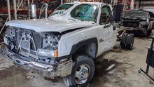 Load image into Gallery viewer, [INVENTORYCAR_YEAR_MAKE_MODEL] TRANSMISSION 4X4 - NW389737

