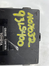 Load image into Gallery viewer, CRUISE CONTROL MODULE LEXUS LS400 1990 91 92 93 94 - NW33620
