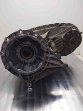Load image into Gallery viewer, TRANSFER CASE F250SD Pickup 2013 13 2014 14 2015 15 2016 16 - NW389401
