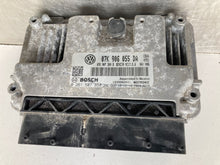 Load image into Gallery viewer, ECU ECM Computer Volkswagen Golf 2013 - NW382876
