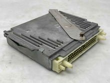 Load image into Gallery viewer, TRANSMISSION COMPUTER Volvo V70 S70 1998 98 - NW39268
