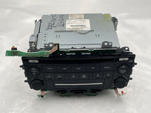 Load image into Gallery viewer, Radio Mada 6 2006 06 2007 07 2008 08 AM FM CD - NW138271
