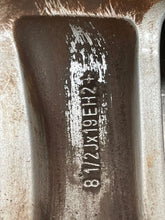 Load image into Gallery viewer, WHEEL RIM 528i 535i 550i 640I 650i Active 5 M6 11-19 19x8-1/2 ALLOY - NW390644
