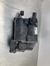 Load image into Gallery viewer, AIR RIDE COMPRESSOR CL550 CL600 CL63 CL65 S350 S400 S450 07-14 - NW380334
