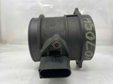 Load image into Gallery viewer, Mass Air Flow Sensor Meter MAF Cayenne 04 05 06 07 08 09 10 - NW5434
