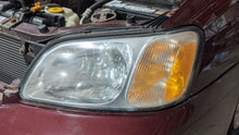 Load image into Gallery viewer, HEADLIGHT LAMP ASSEMBLY Baja Legacy 00 01 02 03 04 05 06 Left - NW385484
