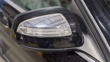 Load image into Gallery viewer, SIDE VIEW MIRROR C230 C300 C350 C63 2008 08 Right - NW382427
