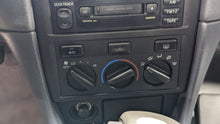 Load image into Gallery viewer, Temperature Controls Toyota Camry 2001 - NW385359
