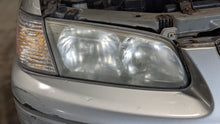 Load image into Gallery viewer, HEADLIGHT LAMP ASSEMBLY Toyota Camry 2000 00 2001 01 Right - NW385491
