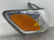 Load image into Gallery viewer, PARKLAMP Toyota Camry 2000 00 2001 01 Right - NW384201
