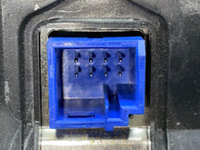 Load image into Gallery viewer, INFO-GPS SCREEN C250 C300 C350 C43 C63 GLC250d GLC300 15-20 - NW385634
