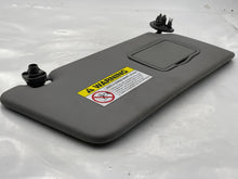 Load image into Gallery viewer, Interior Sun Visors Honda CR-V 2004 - NW191582
