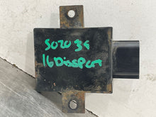 Load image into Gallery viewer, FUEL PUMP CONTROL MODULE COMPUTER XF XFR 15 16 17 18 19 - NW381595
