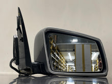 Load image into Gallery viewer, SIDE VIEW DOOR MIRROR E350 E550 E63 2010 10 2011 11 Right - NW382448
