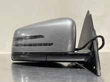 Load image into Gallery viewer, SIDE VIEW DOOR MIRROR E350 E550 E63 2010 10 2011 11 Right - NW382448
