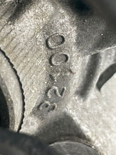 Load image into Gallery viewer, POWER STEERING PUMP Tacoma 2005 05 2006 06 07 08 09 - NW164152
