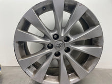 Load image into Gallery viewer, WHEEL RIM Venza 13-16 19x7-1/2 ALLOY 19x7-1/2, 5 lug, 4-1/2" - NW390912
