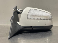 Load image into Gallery viewer, SIDE VIEW DOOR MIRROR Mercedes-Benz C230 C300 C350 2008 08 Left - NW382428
