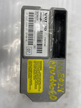 Load image into Gallery viewer, Air Bag Computer Volvo S60 V70 2005 05 2006 06 2007 07 08 09 - NW39118
