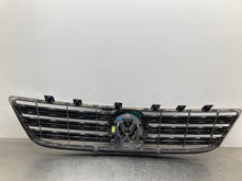Load image into Gallery viewer, GRILLE Volkswagen Phaeton 2004 04 2005 05 2006 06 - NW385249

