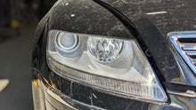 Load image into Gallery viewer, HEADLIGHT LAMP ASSEMBLY Phaeton 2004 04 2005 05 2006 06 Right - NW385507
