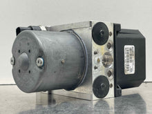 Load image into Gallery viewer, ABS PUMP Volkswagen Phaeton 2004 04 - NW380109
