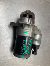 Load image into Gallery viewer, [INVENTORYCAR_YEAR_MAKE_MODEL] STARTER MOTOR - NW389142

