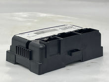 Load image into Gallery viewer, TRANSFER CASE CONTROL MODULE COMPUTER Cadillac CTS 08 09 - NW26083
