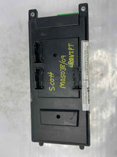 Load image into Gallery viewer, FUSE BOX LR3 Range Rover Sport 2007 07 2008 08 2009 09 - NW500527
