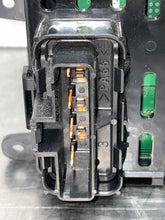 Load image into Gallery viewer, FRONT TEMPERATURE CONTROLS Town &amp; Country Caravan 08 09 10 - NW385278

