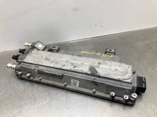 Load image into Gallery viewer, Inverter  BMW 330E 2018 - NW382264
