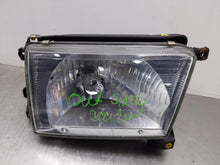 Load image into Gallery viewer, HEADLIGHT LAMP ASSEMBLY Toyota 4 Runner 99 00 01 02 Right - NW385499
