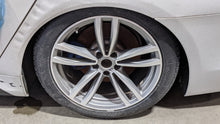 Load image into Gallery viewer, Wheel Rim  BMW 750I 2016 - NW390677
