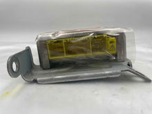 Load image into Gallery viewer, AIR BAG COMPUTER SUBARU LEGACY 2001 2002 - NW37894
