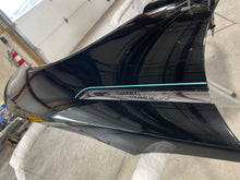 Load image into Gallery viewer, Front Fender  THUNDERBIRD 2002 - NW344107
