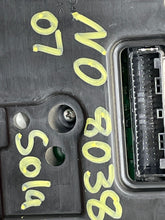 Load image into Gallery viewer, SPEEDOMETER CLUSTER Toyota Solara 2007 07 2008 08 - NW162074
