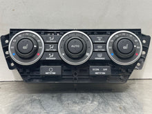 Load image into Gallery viewer, FRONT TEMPERATURE CONTROLS Land Rover LR2 2008 08 2009 09 - NW391458
