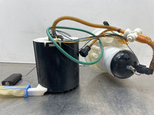 Load image into Gallery viewer, FUEL PUMP CONTROL MODULE COMPUTER LR2 08 09 10 11 12 - NW391359
