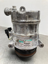 Load image into Gallery viewer, AC A/C AIR CONDITIONING COMPRESSOR Volvo S60 XC60 12 13 14 15 - NW391367
