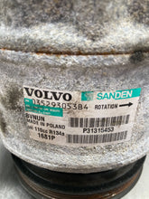 Load image into Gallery viewer, AC A/C AIR CONDITIONING COMPRESSOR Volvo S60 XC60 12 13 14 15 - NW391367
