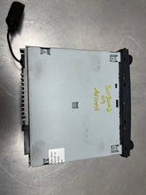 Load image into Gallery viewer, RADIO Accent 2007 07 2008 08 2009 09 2010 10 2011 11 AM FM CD MP3 - NW401912
