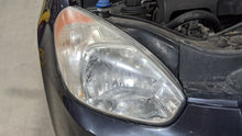 Load image into Gallery viewer, HEADLIGHT LAMP ASSEMBLY Hyundai Accent 06 07 08 09 10 11 Right - NW398948
