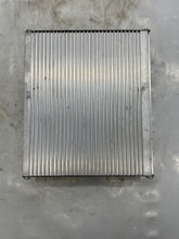 Load image into Gallery viewer, AMPLIFIER Toyota Highlander 2006 06 2007 07 - NW140023
