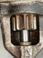 Load image into Gallery viewer, STARTER MOTOR 550i 550i Gt 650i 750 HYBRID 750i 750il Alpina 08-14 - NW404208
