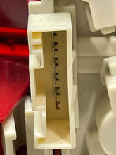 Load image into Gallery viewer, OUTER TAIL LIGHT LAMP 323i 325ci 325i 328i 330ci 330i 06-08 Left - NW404766
