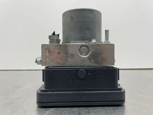 Load image into Gallery viewer, ABS Pump Jaguar XF 2016 - NW391670

