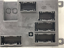 Load image into Gallery viewer, BODY CONTROL MODULE BCM COMPUTER XF XFR 2016 16 2017 17 - NW393608
