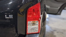 Load image into Gallery viewer, TAIL LIGHT LAMP ASSEMBLY Pathfinder 05 06 07 08 09 10 11 12 Right - NW404814
