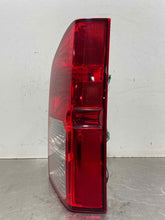 Load image into Gallery viewer, TAIL LIGHT LAMP ASSEMBLY Pathfinder 05 06 07 08 09 10 11 12 Right - NW404814
